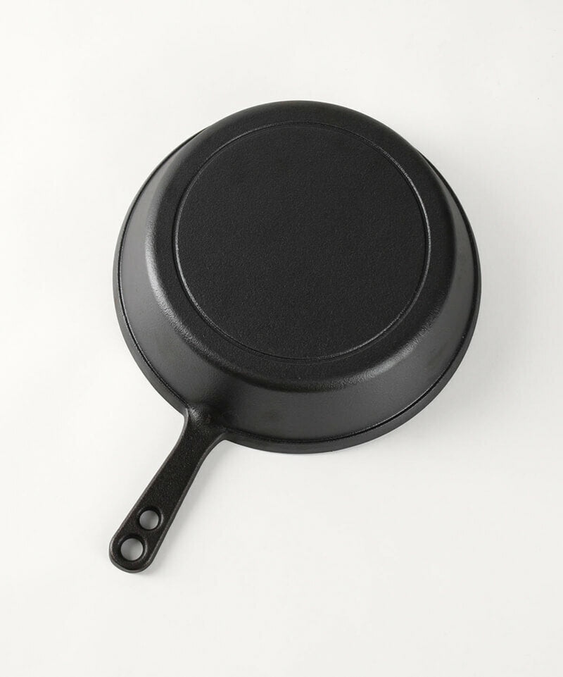 Chums Booby Skillet With Lid 10 Inch 10吋鑄鐵鍋連蓋